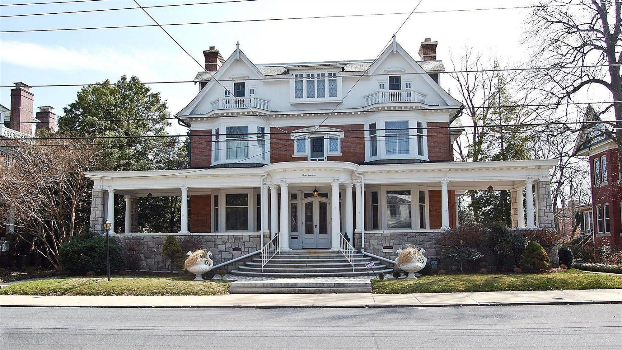 Albanus Phillips Inn Cambridge Exterior photo